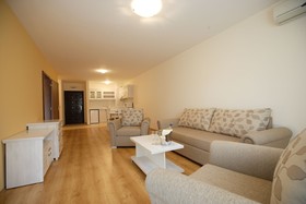 Galeria Holiday Apartments-obzor