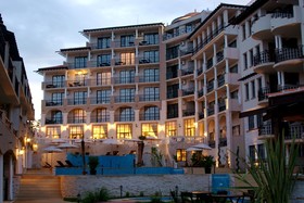 The Cliff Beach & Spa