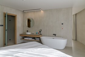 Ensana Aquahouse Hotel