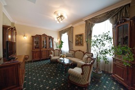 Grand Hotel London