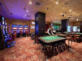 Casino & Hotel Efbet