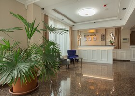Vemara City  Hotel