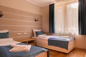 Vemara City  Hotel