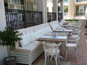 Atia Resort