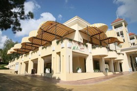 Belleville Hotel