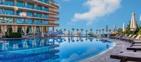 Sandy Bay Hotel, Elenite