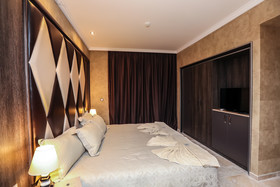 Villas Elenite Premium