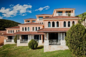 Villas Elenite Premium