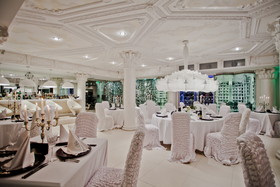 Royal Castle Design & Spa