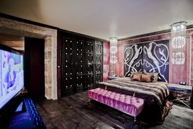 Royal Castle Design & Spa