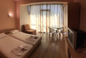 Hotel Hawaii Lozenets Beach Resort