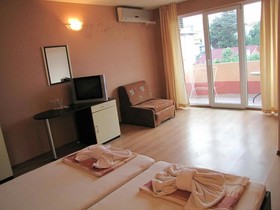 Hotel Hawaii Lozenets Beach Resort