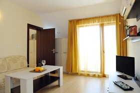 Hotel Iris