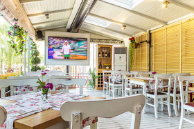 Saint George Hotel & Medical Spa