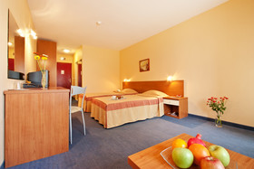 Saint George Hotel & Medical Spa