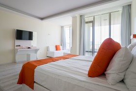 Perla Beach Luxury