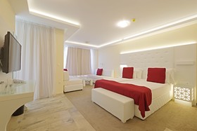 Perla Beach Luxury