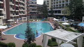 Admiral Plaza