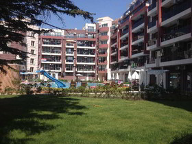 Admiral Plaza