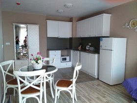 Admiral Plaza Apartments