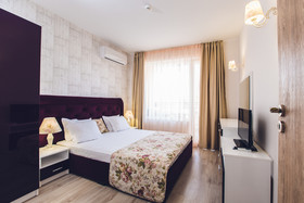 Hotel Avenue Deluxe