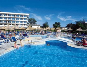 DIT Evrika Beach Club Hotel