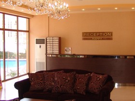 Happy Aparthotel & Spa