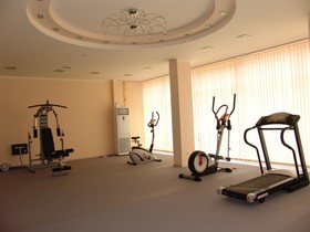 Happy Aparthotel & Spa