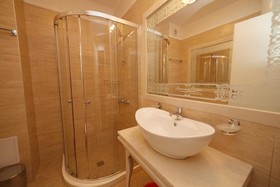 Harmony Suites 8  9 Dream Island