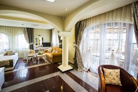 Helena VIP Villas and Apartments