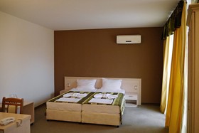 Hotel Avalon