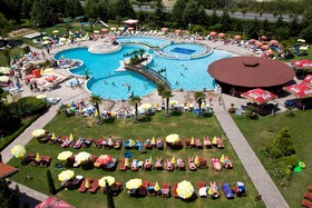 Hrizantema Hotel & Casino