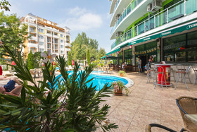 Hotel L&B