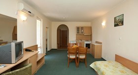 Sunny Day Club Hotel