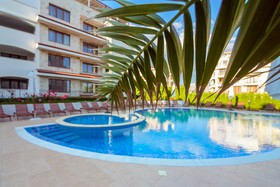 Casa Real Resort
