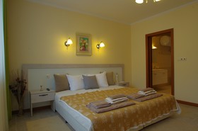 Casa Real Resort