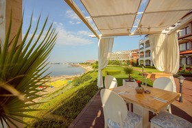 Casa Real Resort