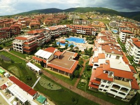 Casa Real Resort