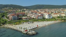 Casa Real Resort