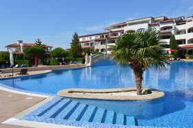 Casa Real Resort