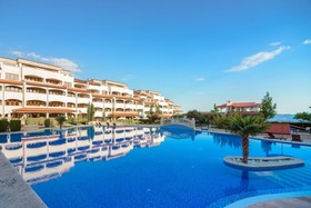 Casa Real Resort