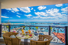 Hotel Palace Marina Dinevi