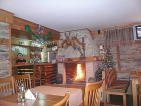 Kadeva House