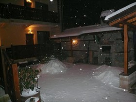 Kadeva House