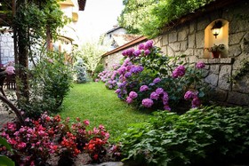 Lina Guest house