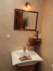 Momini Dvori