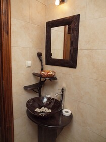 Momini Dvori