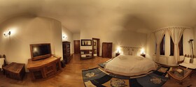 Momini Dvori