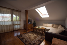 Todeva House