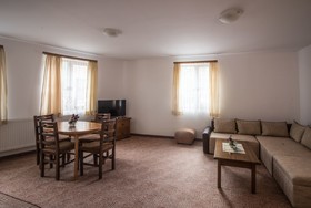 Todeva House